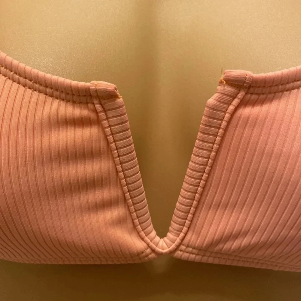 Peach Ribbed V-Center Bikini Top